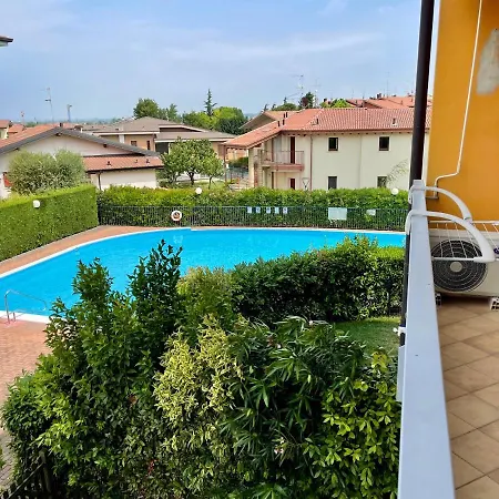 Garden Residence Appartamento Con Terrazzo E Piscina Desenzano del Garda Exterior foto